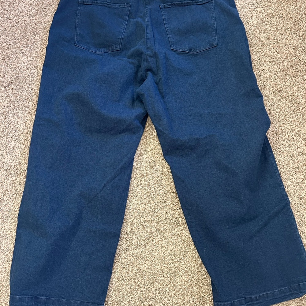 NWT Old Navy Extra High Rise Sky-Hi Wide Let Sailor Style Jeans. Classic. Beach - Picture 7 of 14